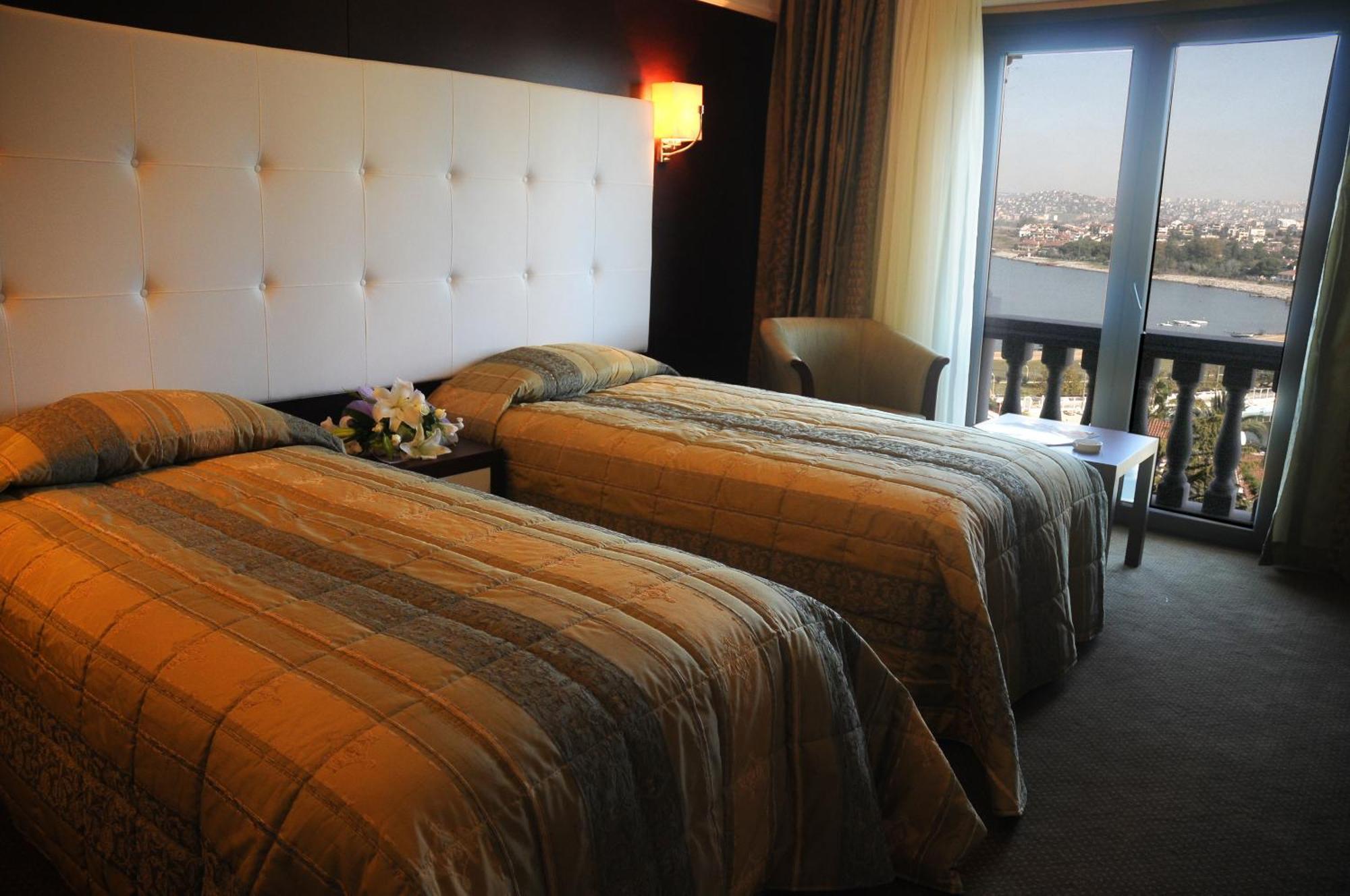 Paradise Island Hotel Darica  Экстерьер фото