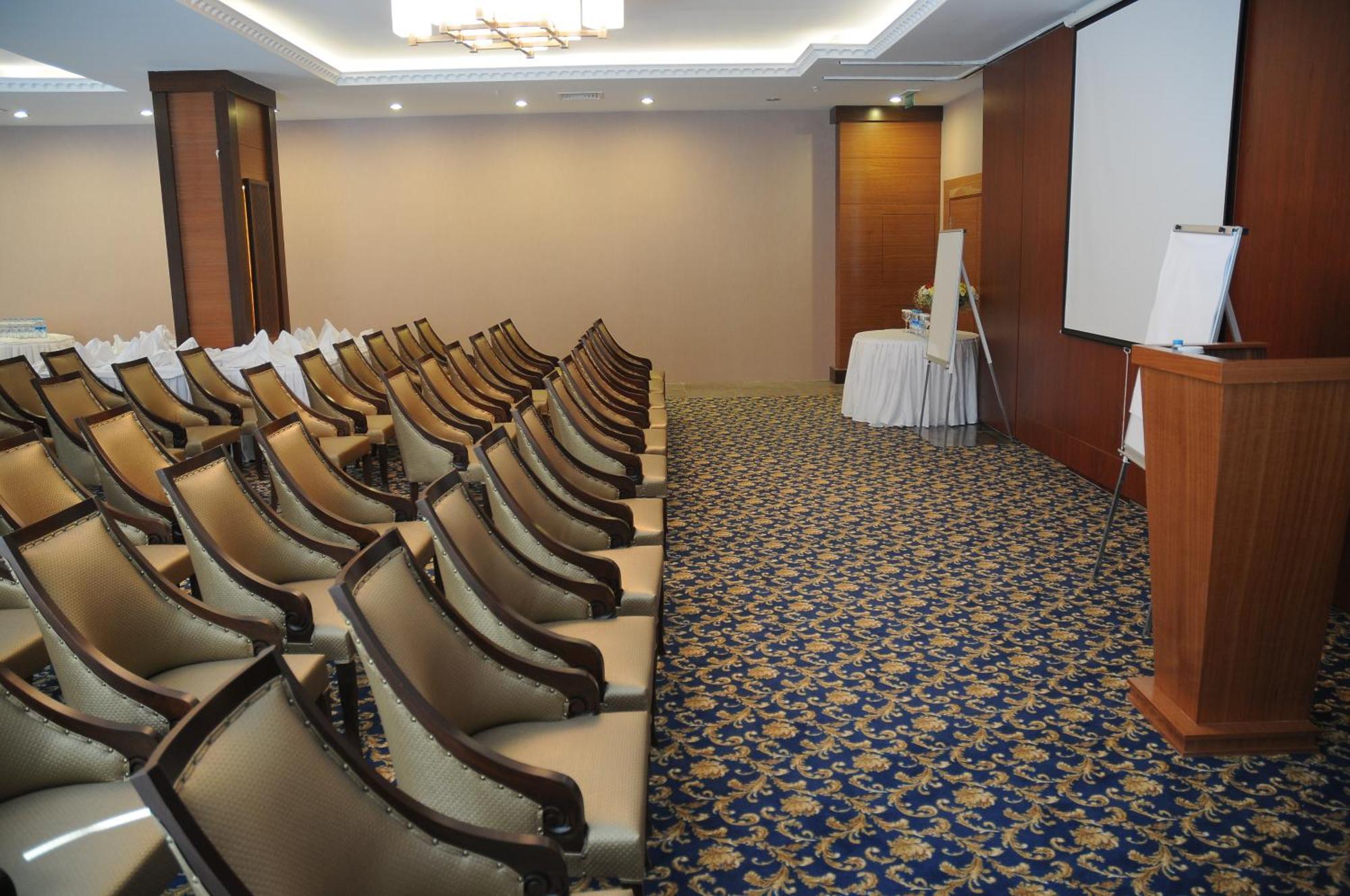 Paradise Island Hotel Darica  Экстерьер фото